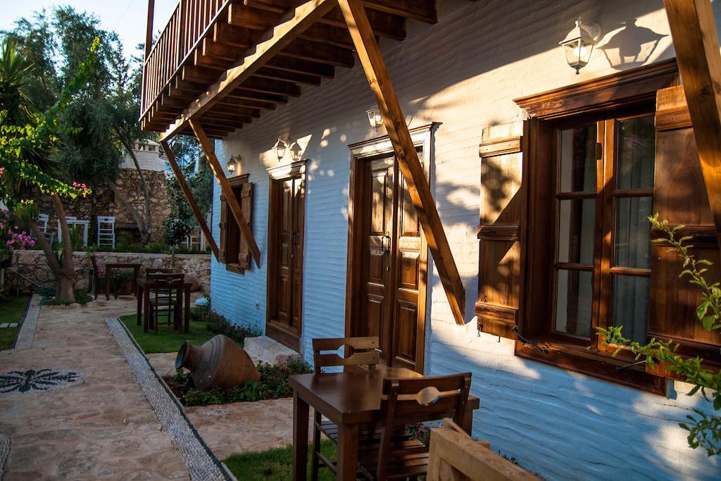 Courtyard Hotel Kalkan Exterior photo